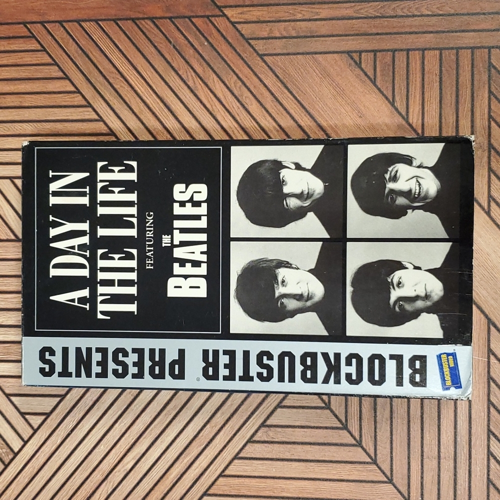 • Blockbuster Presents• 'A day in the life' The Beatles•VHS•EUC•1995•